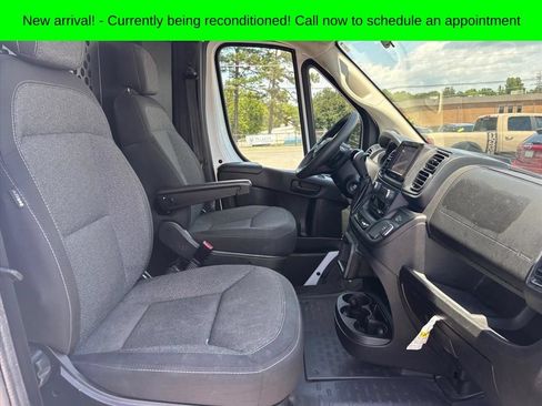 Used 2025 RAM ProMaster 2500 w/ U-Haul Equipment Group FWD image 12