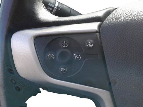 Used 2023 GMC Acadia SLT image 23