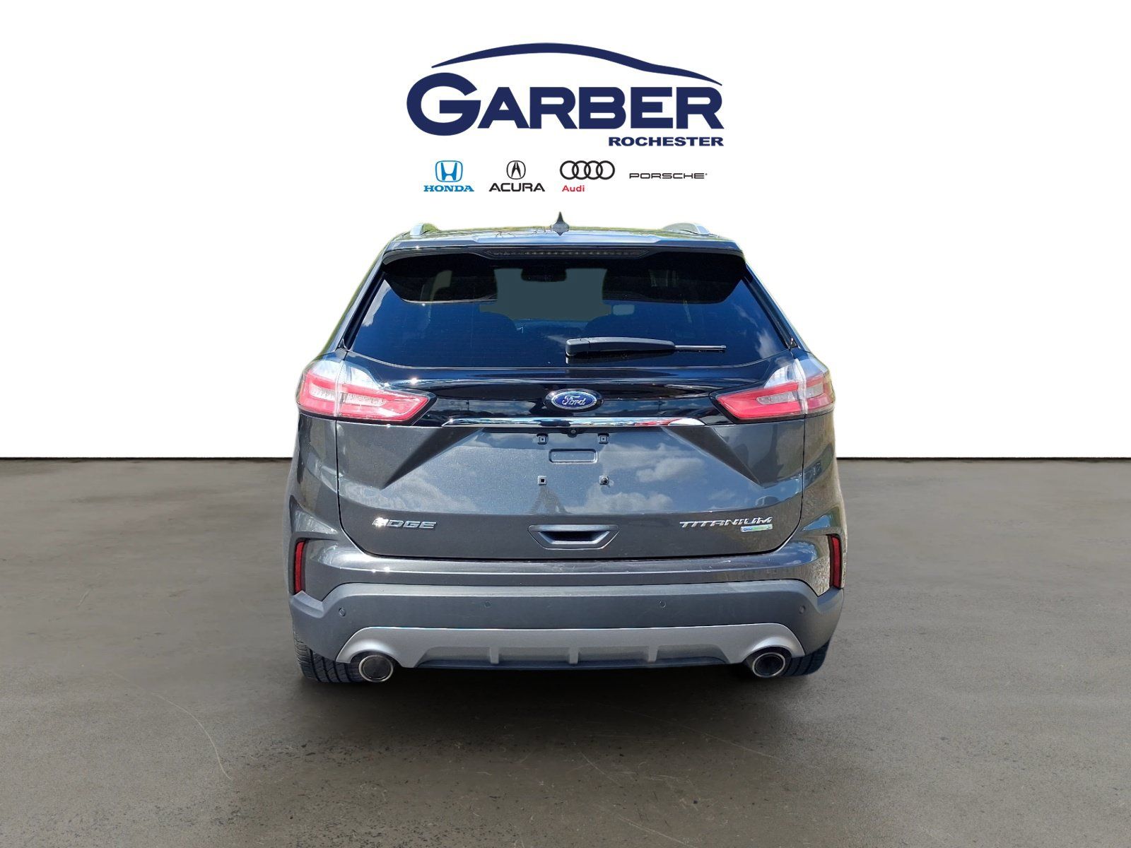 Used 2019 Ford Edge Titanium FWD image 11
