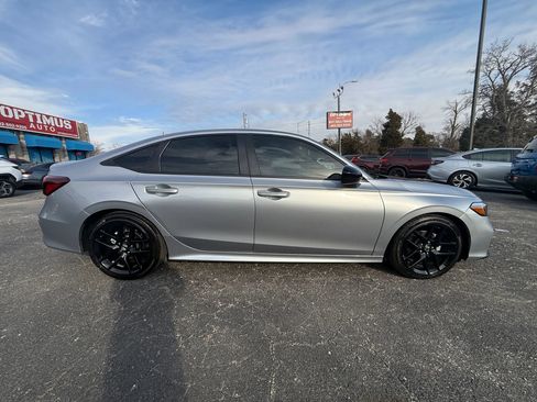 Used 2025 Honda Civic Sport image 8