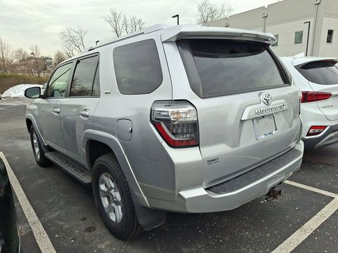 Certified 2016 Toyota 4Runner SR5 image 3