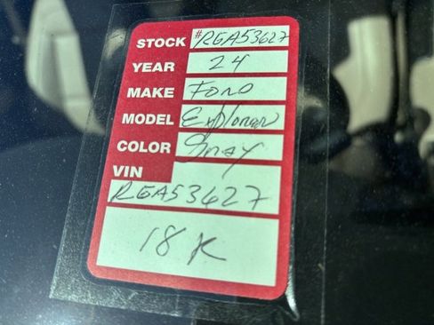 Used 2024 Ford Explorer XLT w/ Equipment Group 202A image 10