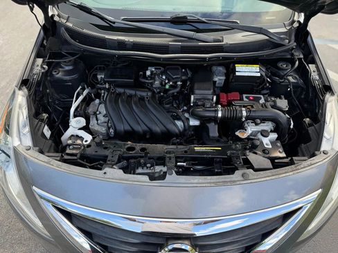 Used 2018 Nissan Versa SV FWD image 29