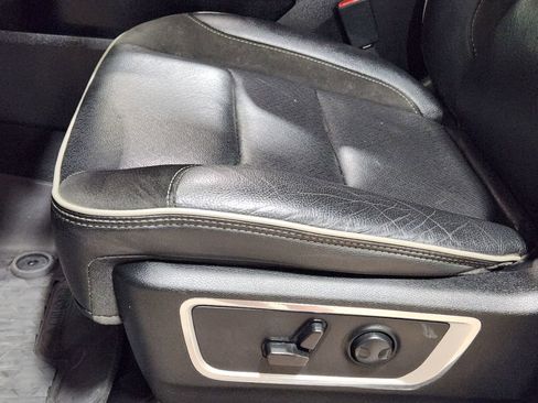 Used 2022 RAM 1500 Laramie AWD/4WD image 49