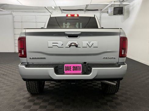 Used 2026 RAM 2500 Laramie AWD/4WD image 10