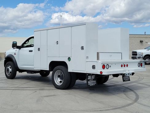 New 2024 RAM 4500 Tradesman RWD image 20