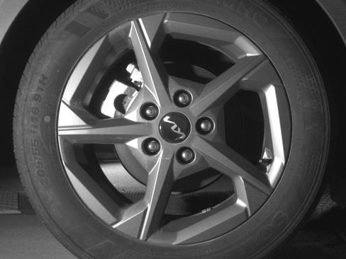 Used 2025 Kia K4 FWD image 15