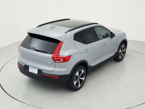 New 2026 Volvo XC40 B5 Plus w/ Protection Package Premier image 14