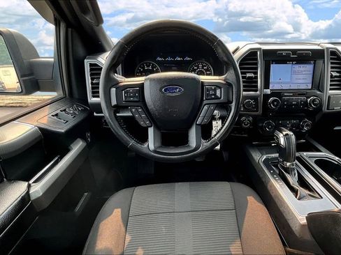 Used 2016 Ford F150 XLT w/ Equipment Group 302A Luxury AWD/4WD image 11