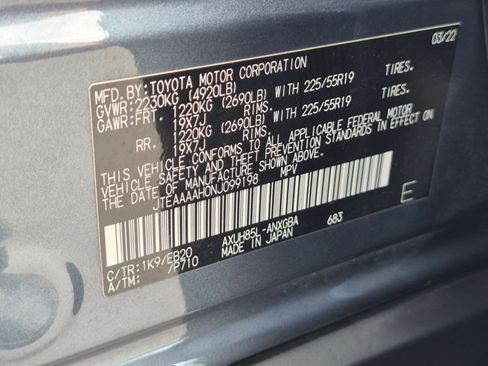 Certified 2022 Toyota Venza XLE AWD/4WD image 24