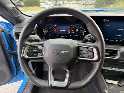 Used 2025 Ford Mustang Premium RWD image 19