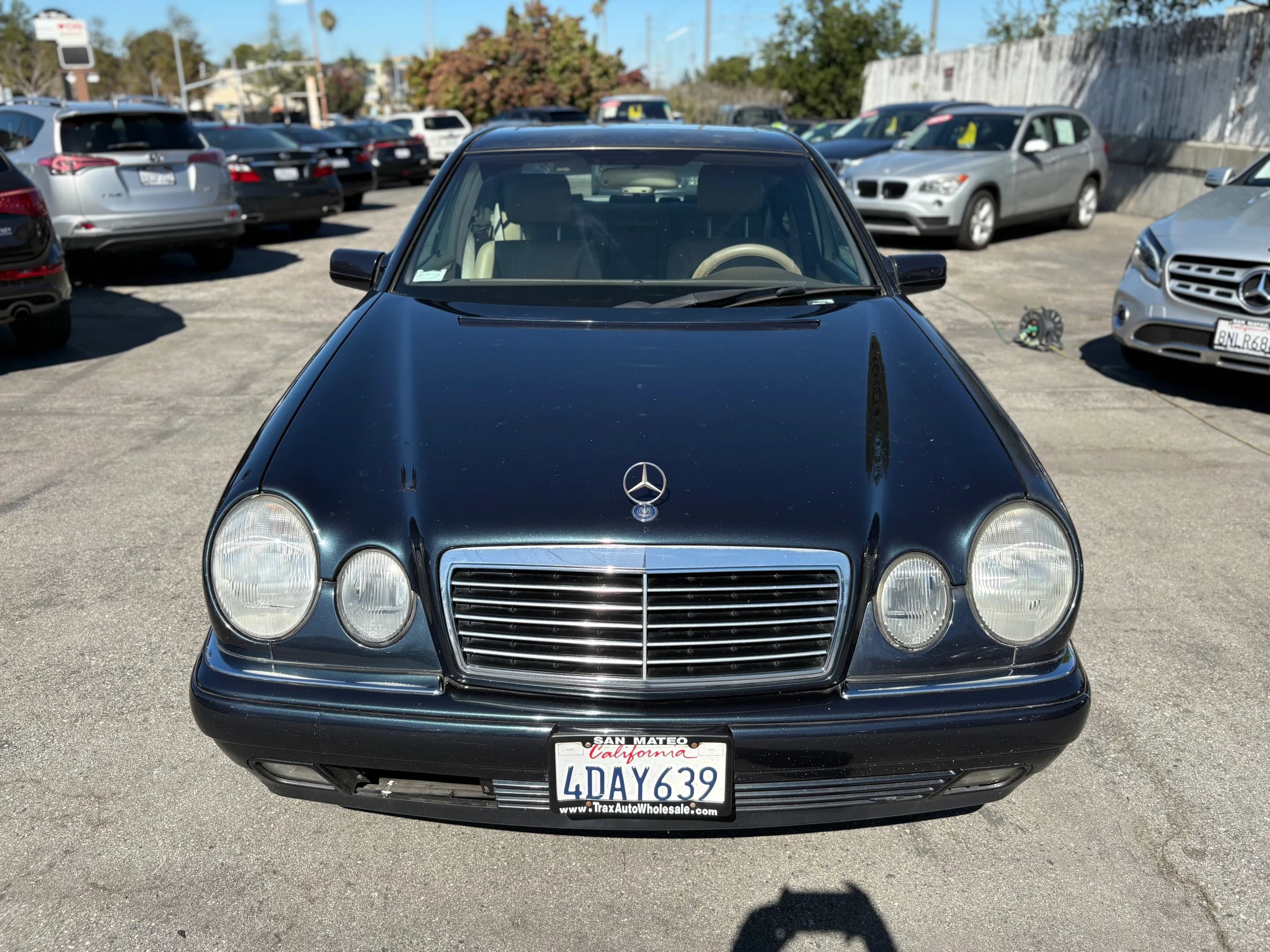 Used 1996 Mercedes-Benz E 320 Sedan image 2