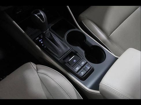 Used 2020 Hyundai Tucson Limited AWD/4WD image 15