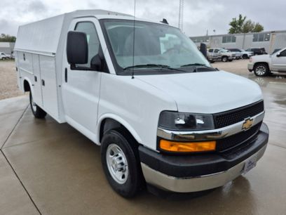 New 2025 Chevrolet Express 3500 w/ Power Convenience Package