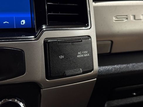 Used 2022 Ford F250 Lariat w/ Lariat Value Package AWD/4WD image 58