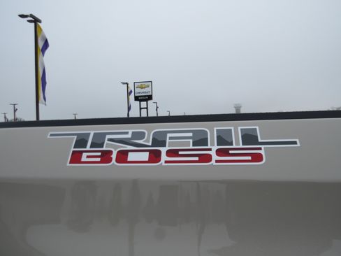 New 2026 Chevrolet Silverado 1500 Custom Trail Boss AWD/4WD image 13