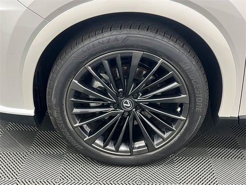 Certified 2024 Lexus RX 350h image 22