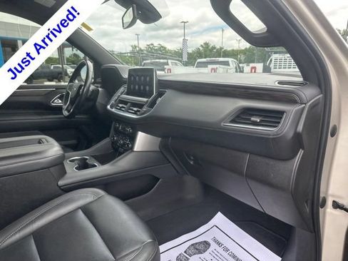 Used 2021 Chevrolet Suburban Z71 AWD/4WD image 34