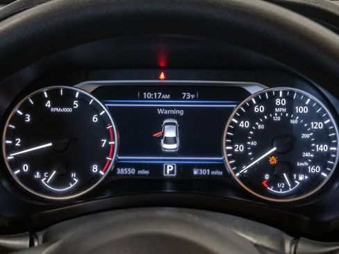 Used 2025 Nissan Sentra SV FWD image 12