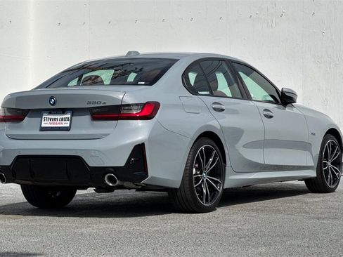 Used 2023 BMW 330e w/ M Sport Package image 4