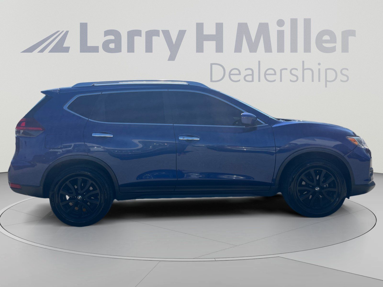 Used 2019 Nissan Rogue SV FWD image 6