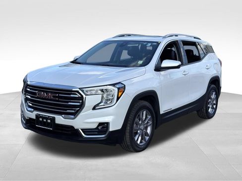 Used 2023 GMC Terrain SLT AWD/4WD image 3