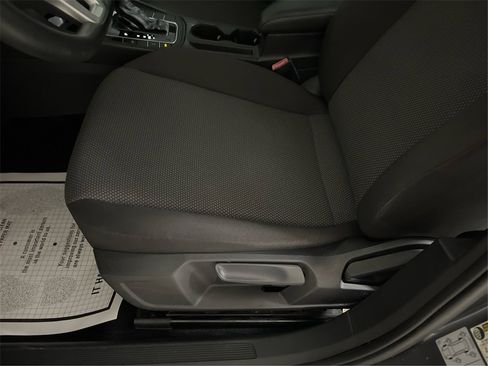 Used 2020 Volkswagen Jetta S image 19