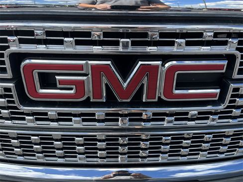 Used 2018 GMC Sierra 1500 Denali w/ Denali Ultimate Package image 30