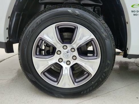 Used 2021 RAM 1500 Laramie AWD/4WD image 59