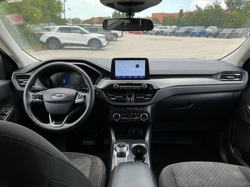 Used 2024 Ford Escape Active w/ Cold Weather Package FWD image 23