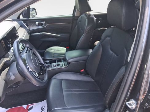 Used 2022 Kia Sorento SX FWD image 12