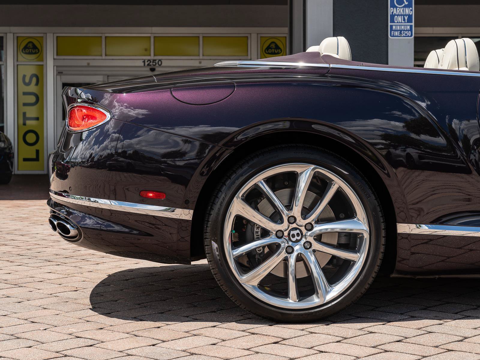 Used 2022 Bentley Continental GT Mulliner AWD/4WD image 51