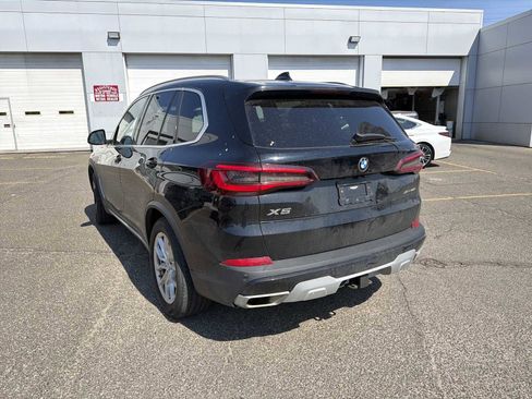 Certified 2023 BMW X5 xDrive40i w/ Executive Package image 4