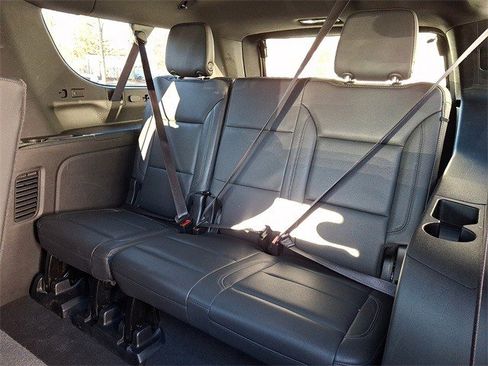 Certified 2024 Chevrolet Suburban LT image 7