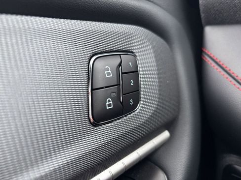 New 2026 Ford Explorer ST-Line w/ ST-Line Street Pack image 31