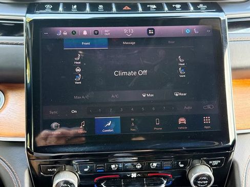 Used 2022 Jeep Grand Cherokee Summit AWD/4WD image 34