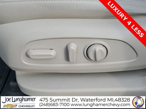 Used 2023 Buick Enclave Essence w/ LPO, Floor Liner Package image 32