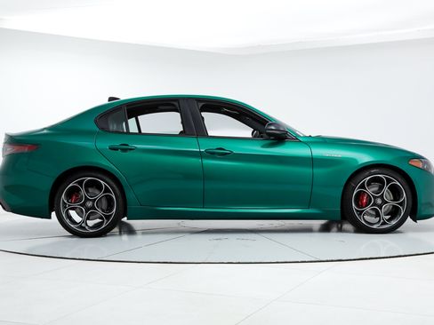 New 2026 Alfa Romeo Giulia w/ Driving Assist Package RWD image 6