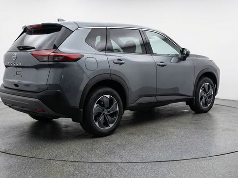 Used 2025 Nissan Rogue SV AWD/4WD image 9