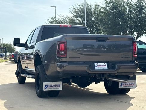 New 2026 RAM 3500 Big Horn AWD/4WD image 7