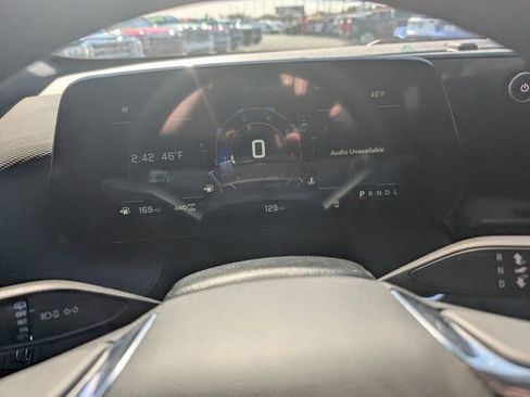 New 2026 Chevrolet Equinox LT w/ Convenience Package II image 19