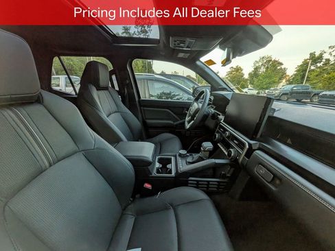 Used 2026 Toyota 4Runner Limited AWD/4WD image 10
