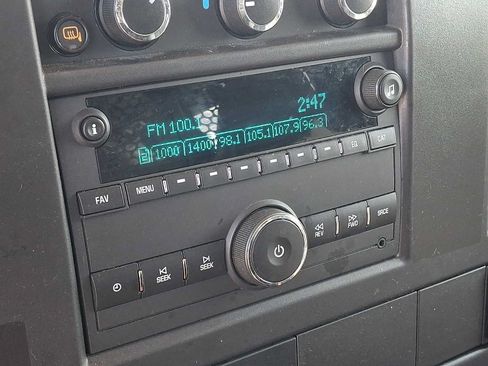 Used 2025 Chevrolet Express 2500 w/ Driver Convenience Package RWD image 15
