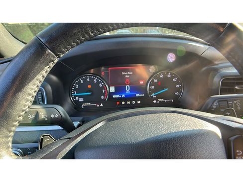 Used 2020 Ford Explorer XLT w/ Equipment Group 202A image 12