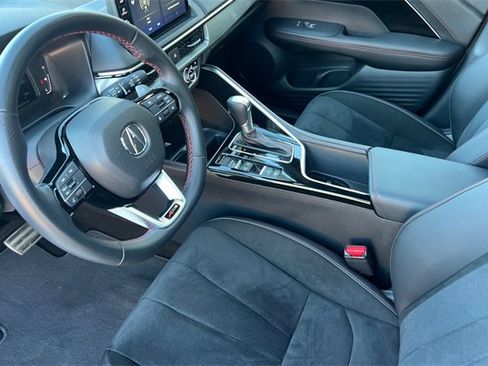 Certified 2025 Acura ADX A-Spec image 10