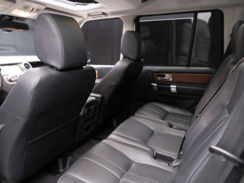 Used 2016 Land Rover LR4 HSE AWD/4WD image 48