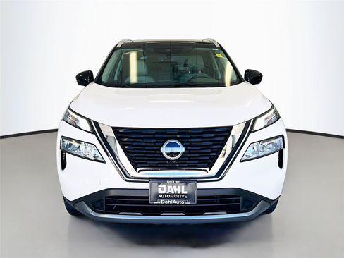 Used 2023 Nissan Rogue SL AWD/4WD image 3