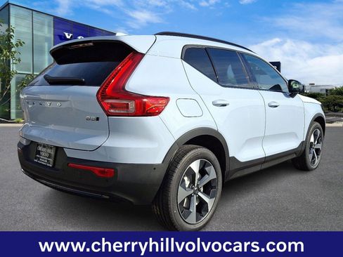 New 2026 Volvo XC40 B5 Plus w/ Protection Package Premier image 5