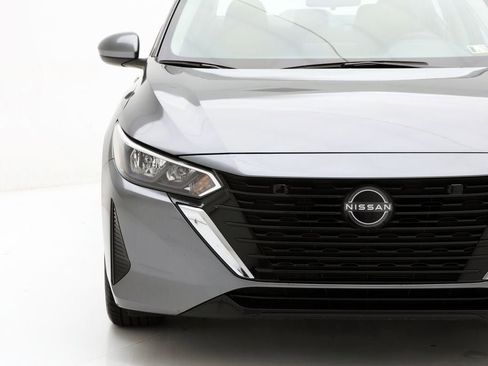 Used 2024 Nissan Sentra SV image 5