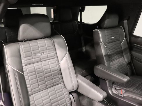 Certified 2023 Cadillac Escalade Sport Platinum AWD/4WD image 24